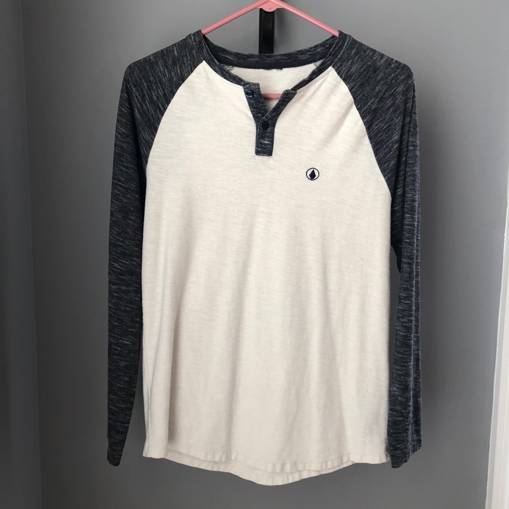 Volcom Gray and White Baseball Tee